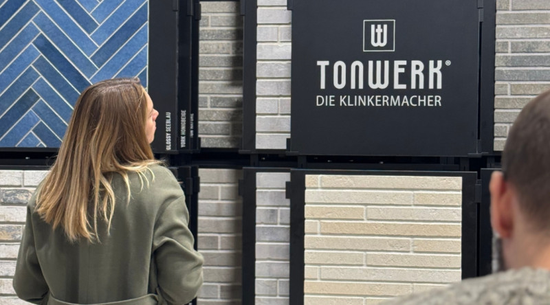 1080x600 Messenachlese Bau Muenchen Tonwerk Klinker